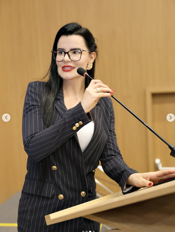 Dra. Sarah Justo, advogada em Aparecida de Goiânia